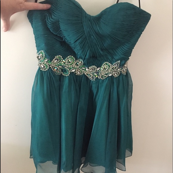 Alyce Short Prom dress - Picture 1 of 4